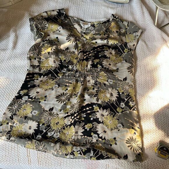 Talbots Pure Silk Y2K Satin Floral Top – Size 14 – Side Zip, Cap Sleeve, Fit & F - Picture 4 of 9